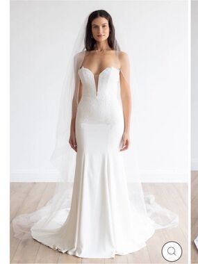 Wtoo by Watters Chantz Strapless White Wedding Gown Plunge Sweetheart Neckline